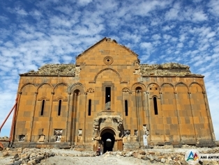 Kars Galeri